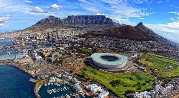 国际评级机构穆迪将南非主权信用评级降至垃圾级